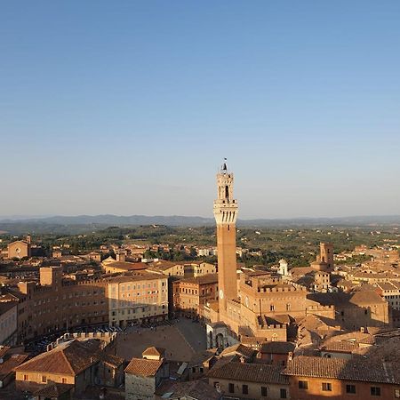 Loft Vicolo Di Vallepiatta 2 Min Piazza Del Campo Con Parcheggio Siena Eksteriør billede