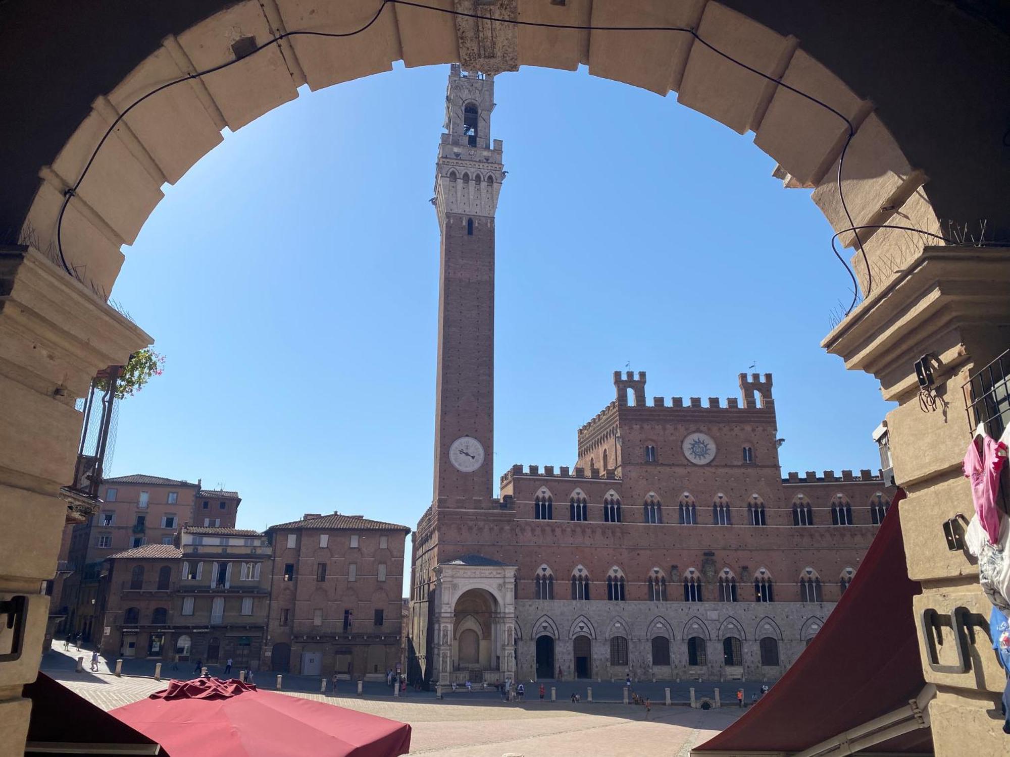 Loft Vicolo Di Vallepiatta 2 Min Piazza Del Campo Con Parcheggio Siena Eksteriør billede